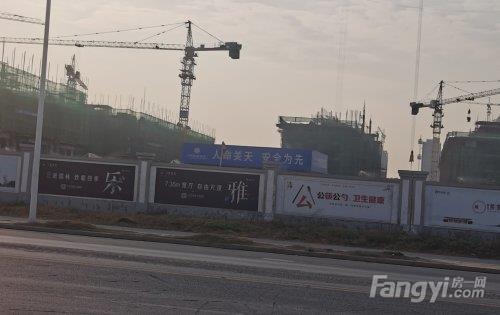 小区百分之七十已经封顶，非常快！